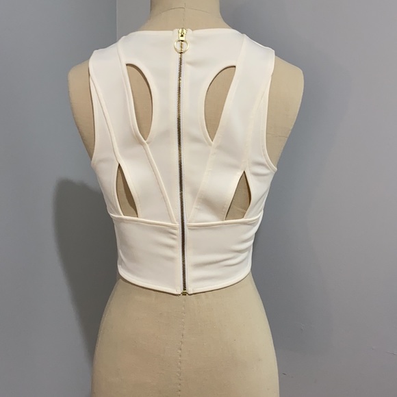 NWT EXPRESS Cream/ Off-White Cut Out Zip Back Cop Top - Picture 4 of 8